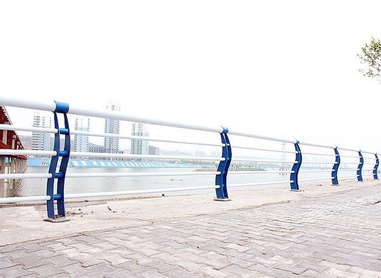 鋁合金護(hù)欄